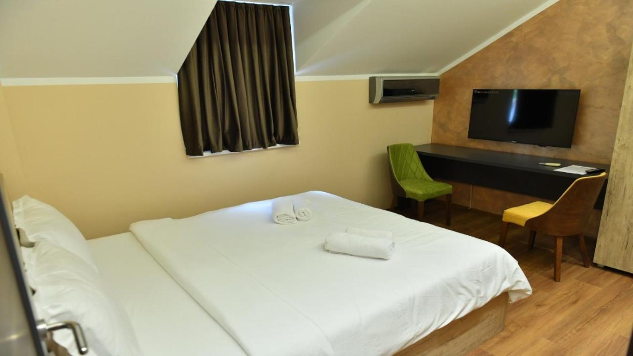 Apartmani Mali Vikend Belgrado Exterior foto